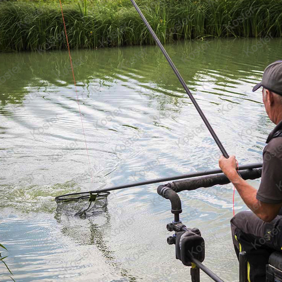Carp Latex Landing Net - Maat: M - 50 x40 cm - Afbeelding 5